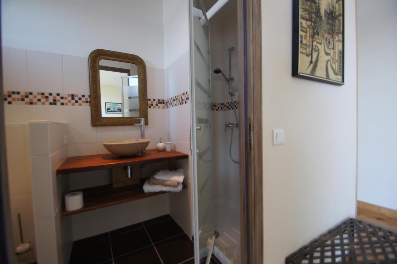Chateau D'Esther Hotel Saint-Loubès Екстериор снимка